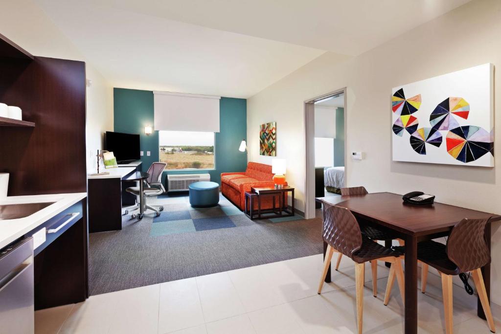 Posezení v ubytování Home2 Suites By Hilton Abilene, TX