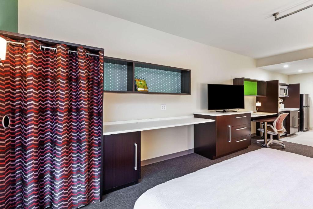 TV a/nebo společenská místnost v ubytování Home2 Suites By Hilton Abilene, TX