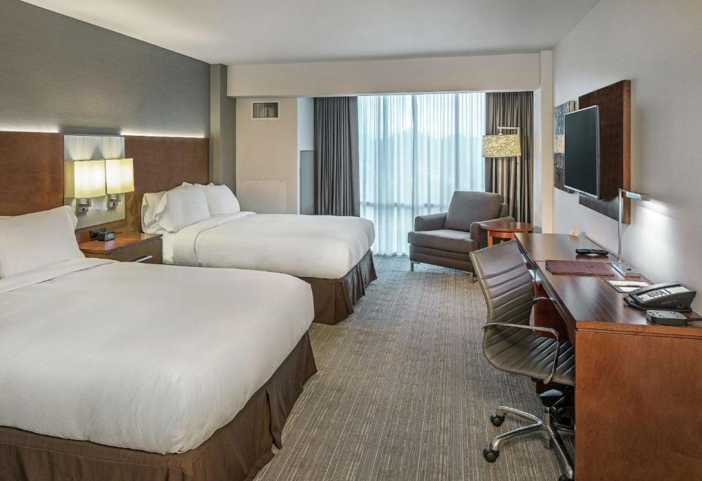 Doubletree By Hilton Omaha Southwest, Ne photo