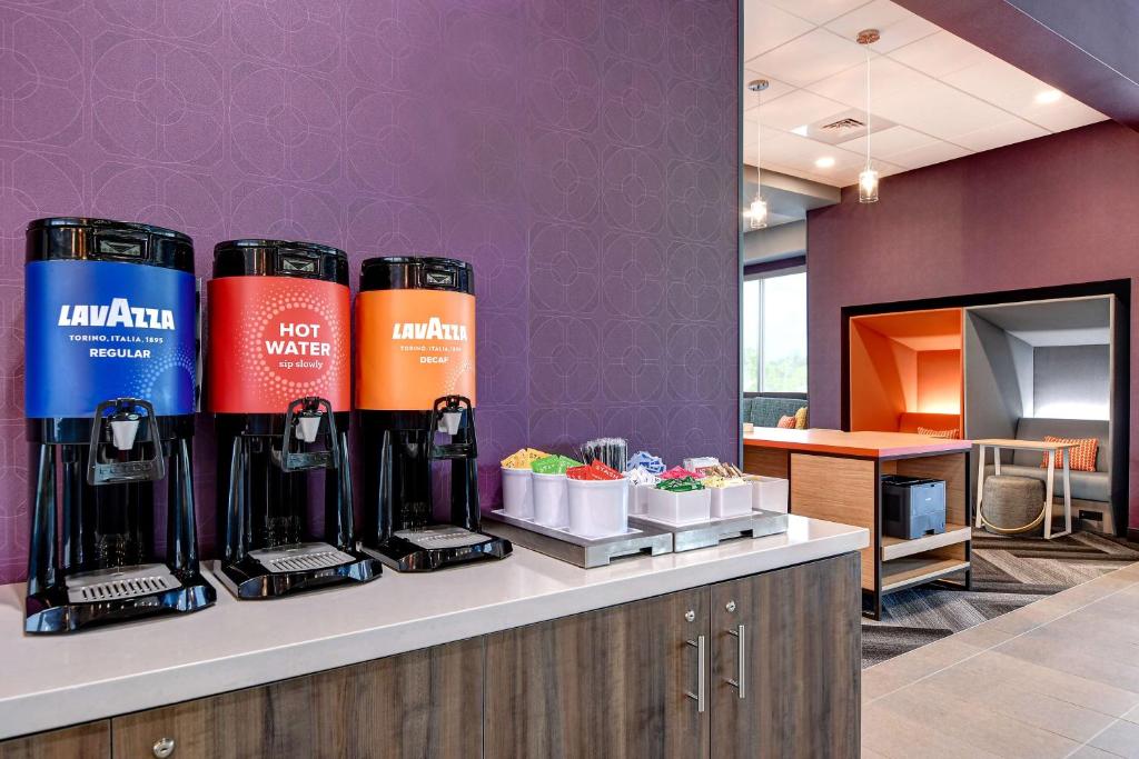 Tru By Hilton Columbia Greystone photo