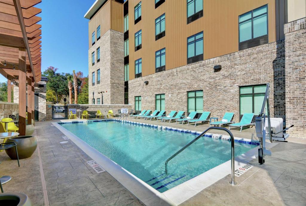 Home2 Suites By Hilton Charleston Daniel Island, Sc photo