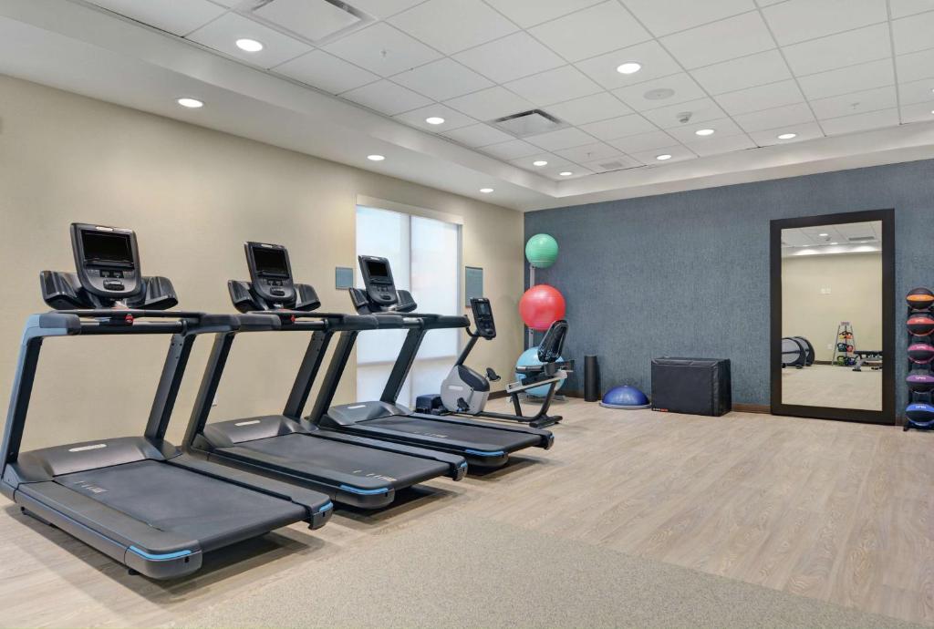 Home2 Suites By Hilton Charleston Daniel Island, Sc photo