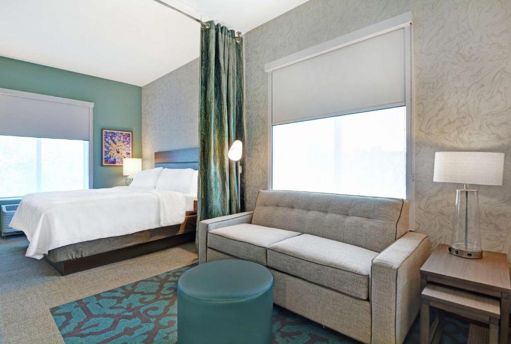 Home2 Suites By Hilton Charleston Daniel Island, Sc photo