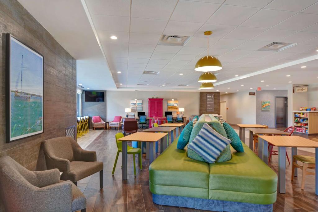 Home2 Suites by Hilton, Sarasota I-75 Bee Ridge, Fl photo