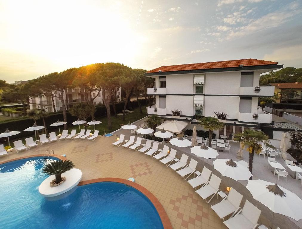 Bazén v ubytování Hotel Elite nebo v jeho okolí