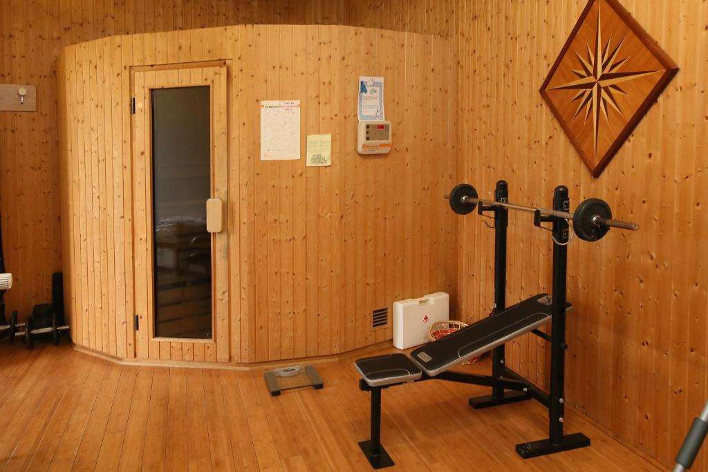 Fitness centrum a/nebo fitness zařízení v ubytování Hotel Le Ville