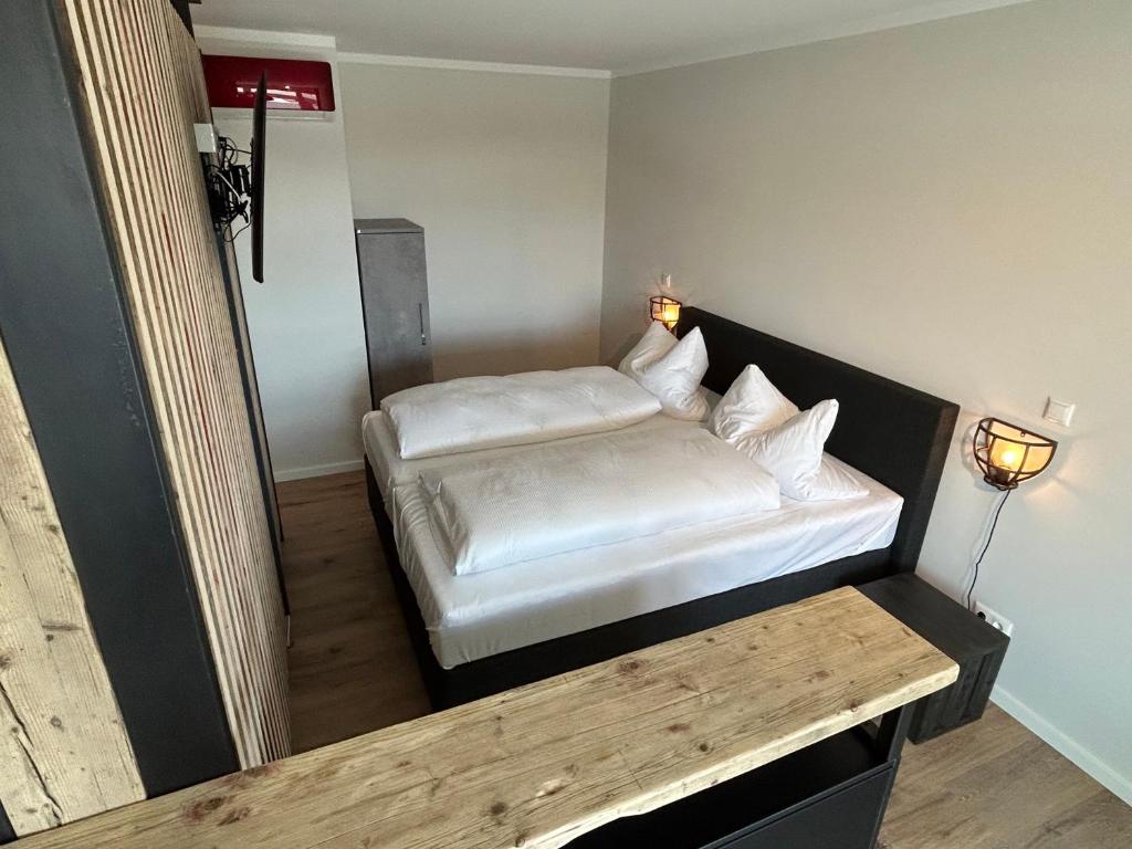 Hotel Stahltower - Standard Double Room
