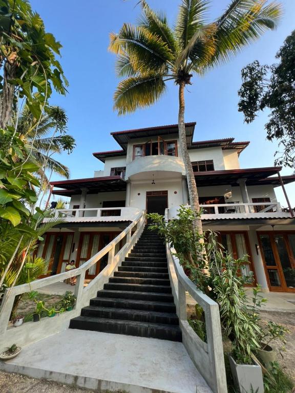 Dream Villa Habaraduwa - отзывы и видео
