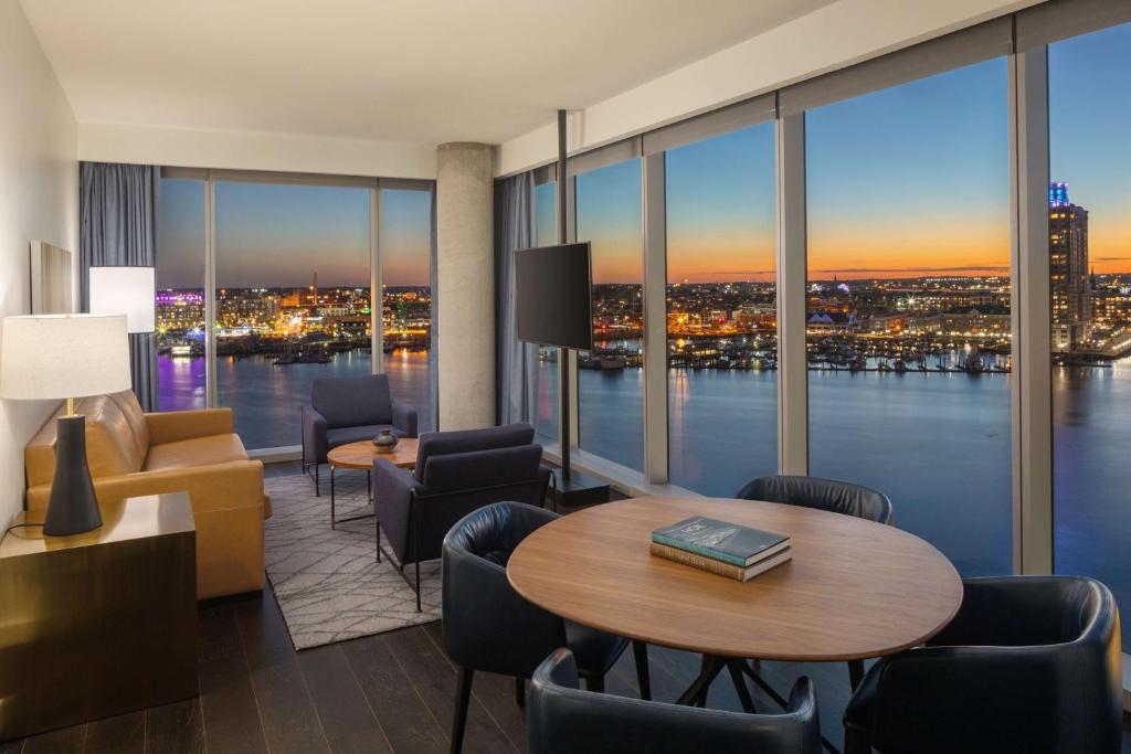 Canopy By Hilton Baltimore Harbor Point - Newly Built - Housity