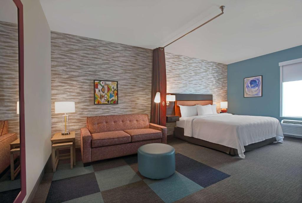 Postel nebo postele na pokoji v ubytování Home2 Suites By Hilton Yuma Pivot Point