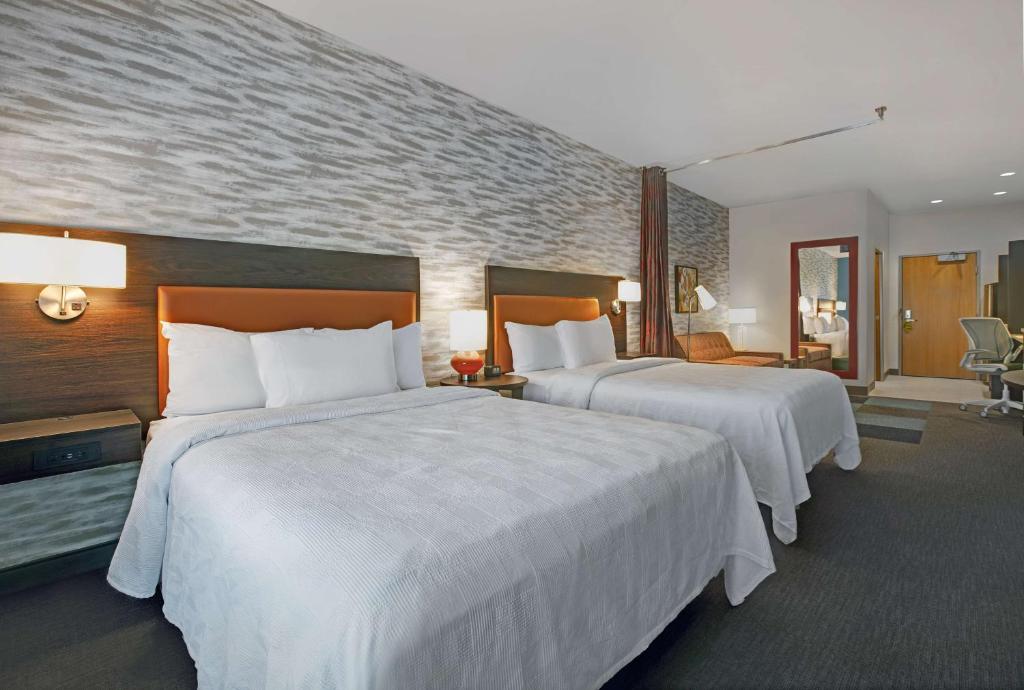Postel nebo postele na pokoji v ubytování Home2 Suites By Hilton Yuma Pivot Point