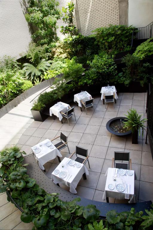 Atocha Hotel Madrid, Tapestry Collection by Hilton, Madrid ...
