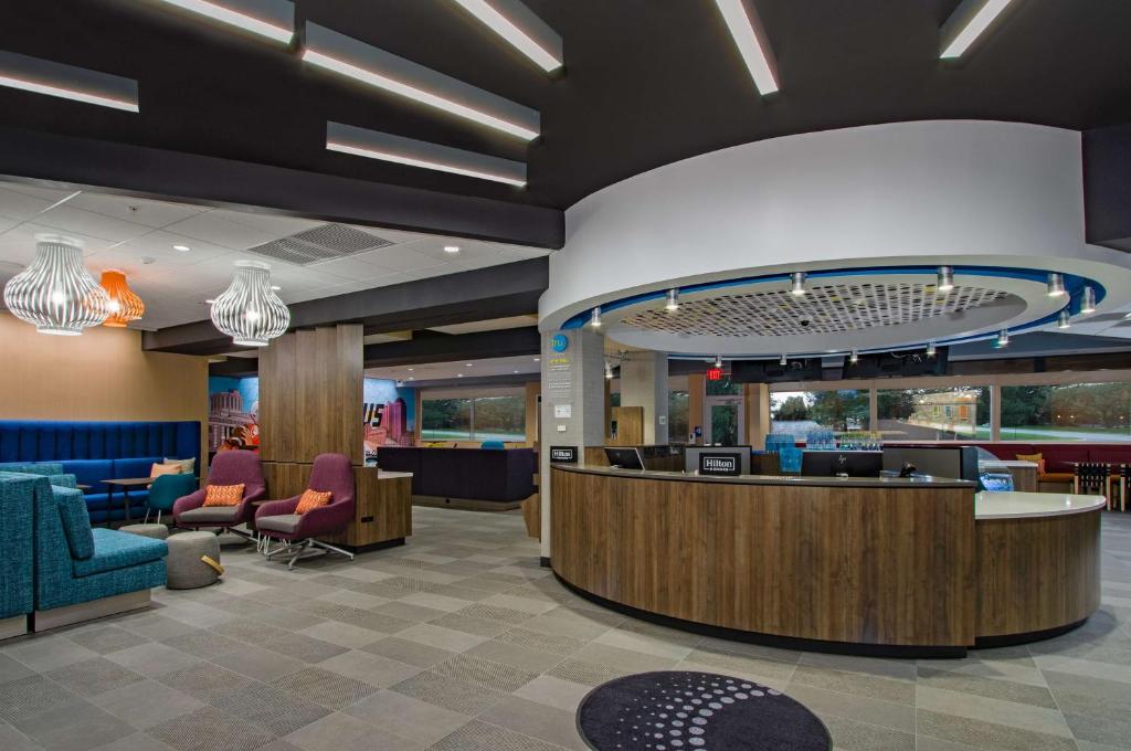 Tru By Hilton Columbus Airport photo