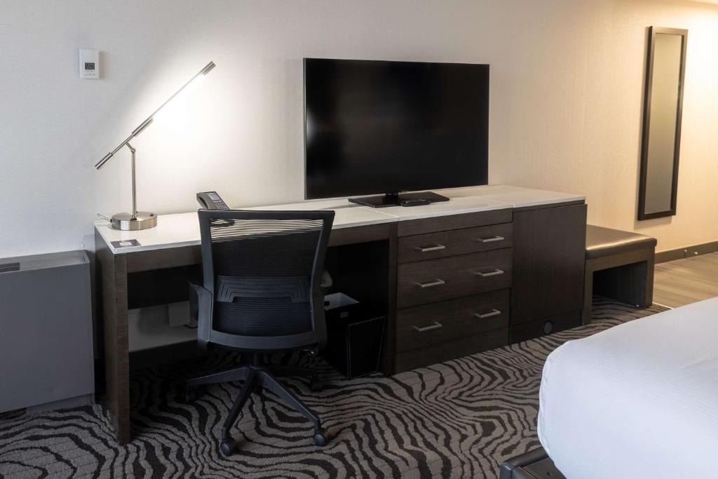 DoubleTree by Hilton Calgary North - Resim 43