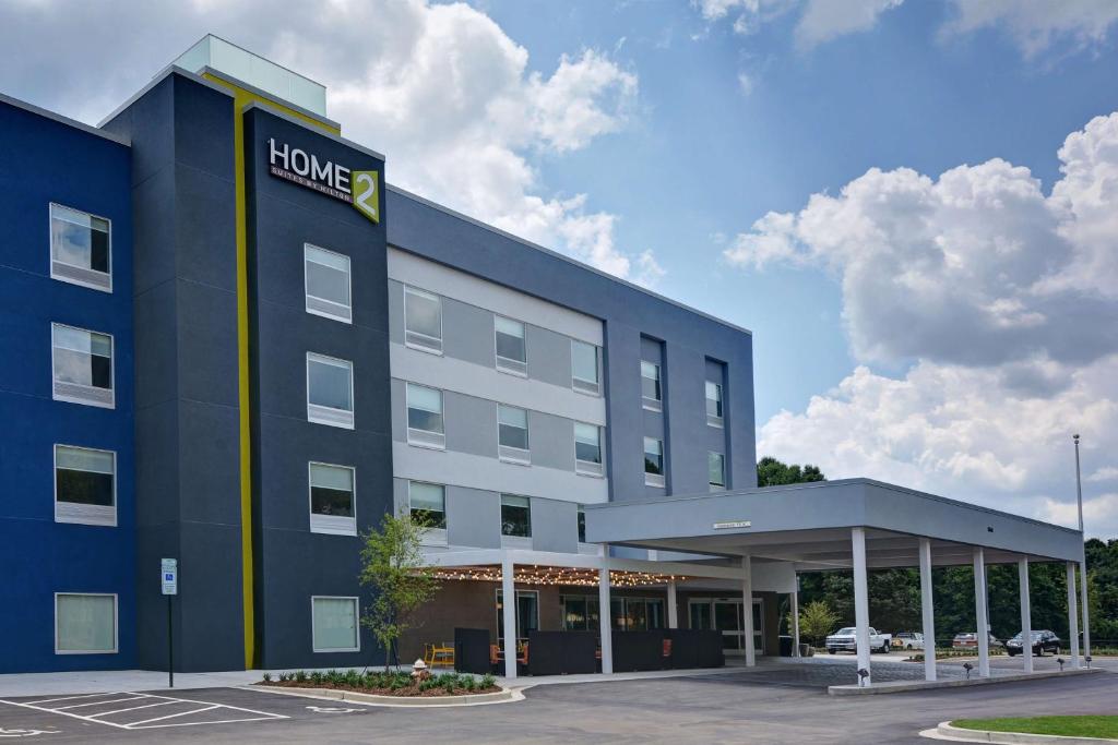 an office building with a home sign on it at Home2 Suites By Hilton Fort Mill, Sc in Fort Mill