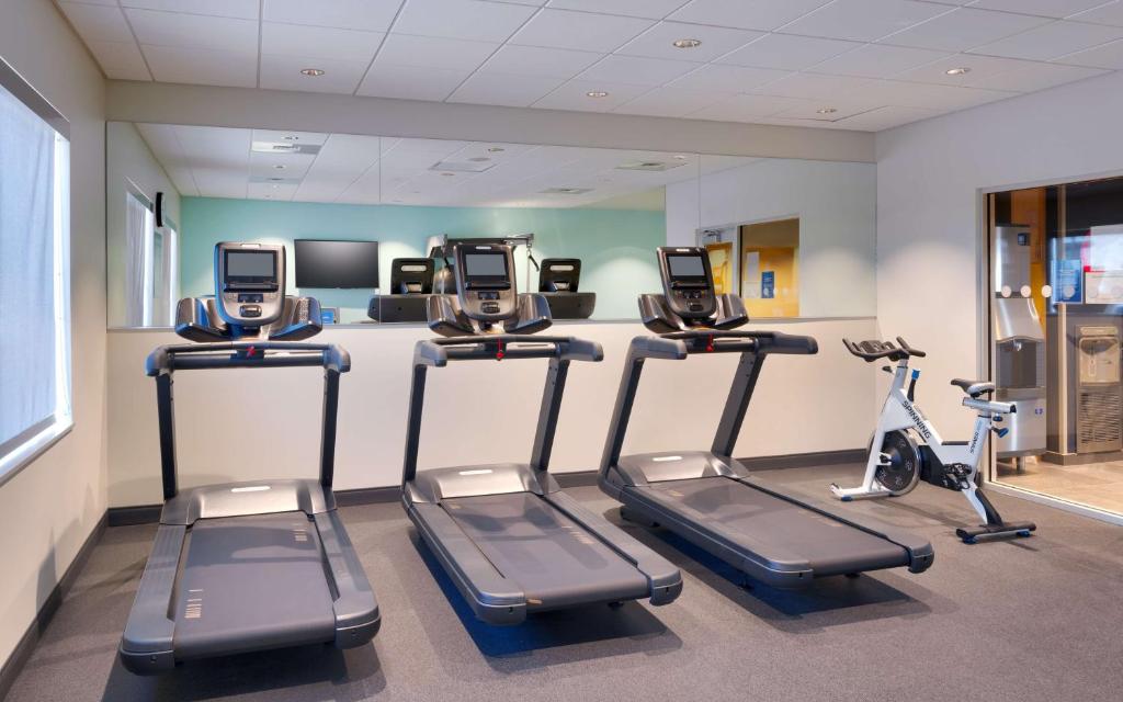 Fitness centrum a/nebo fitness zařízení v ubytování Tru By Hilton Clearfield Hill Air Force Base, Ut