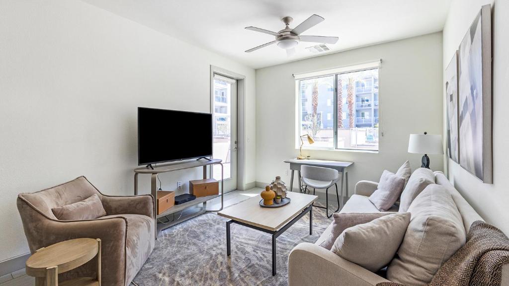 Curated visual reference: Fresh Look at Modern Apartment In Prime Location Id7399X20 Tempe Updated Prices 2024