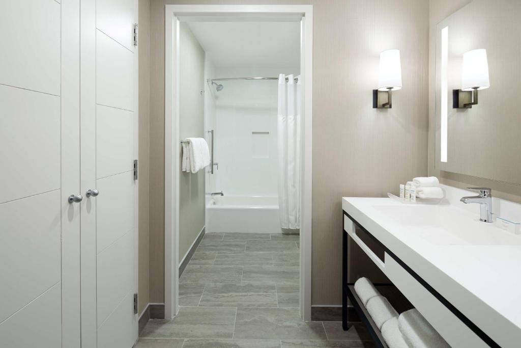 Homewood Suites By Hilton Montreal Midtown - Resim 3