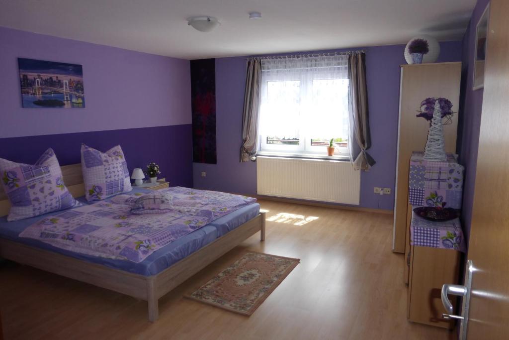 Ferienwohnung Grebner - Standard Three-Bedroom Apartment