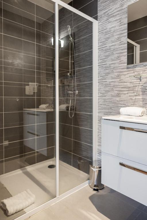 Koupelna v ubytování Hôtel Le Bastia