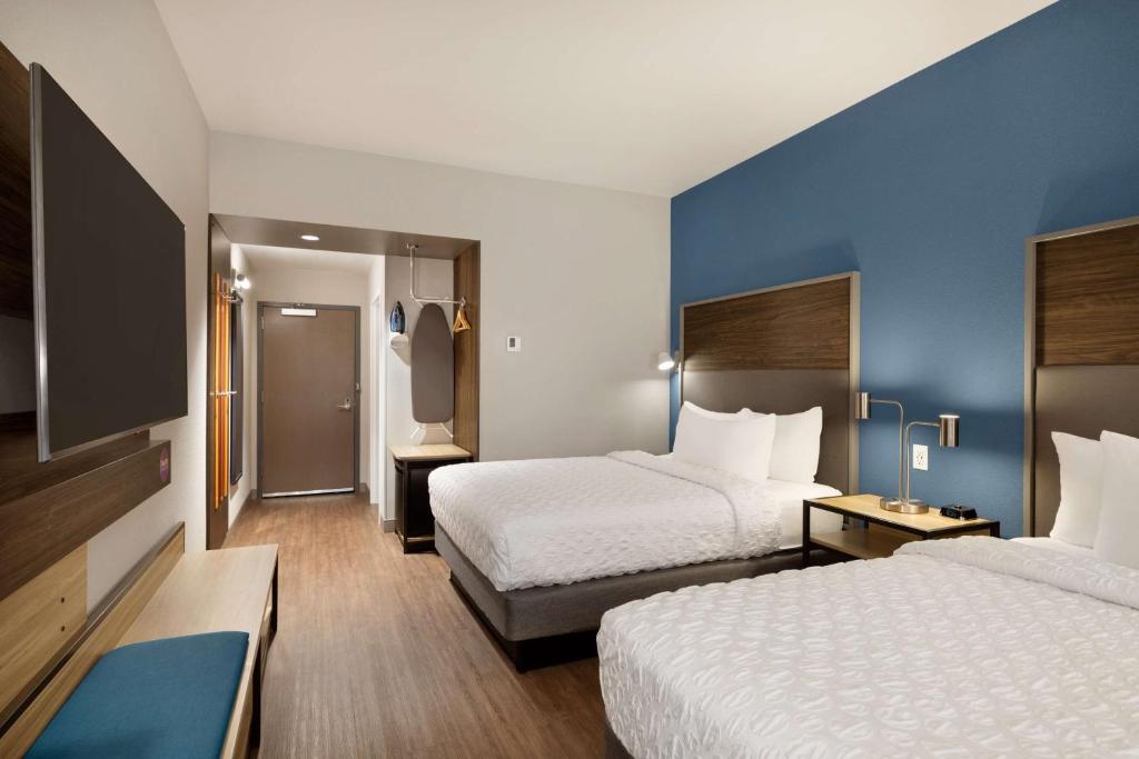 Postel nebo postele na pokoji v ubytování Tru By Hilton Ogden, Ut