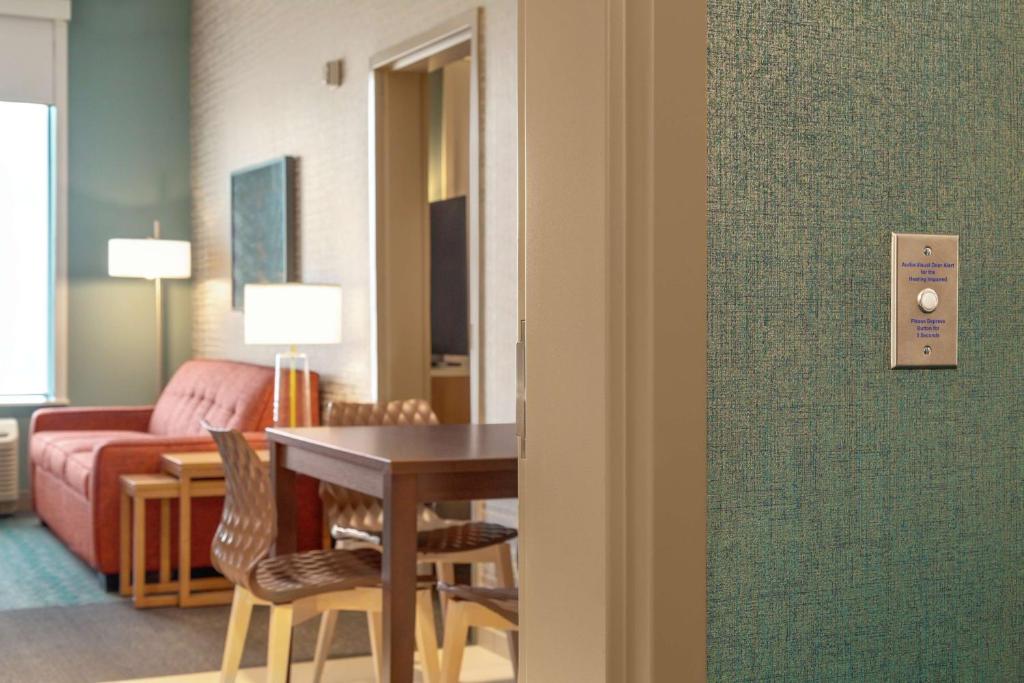 Posezení v ubytování Home2 Suites By Hilton Ogden