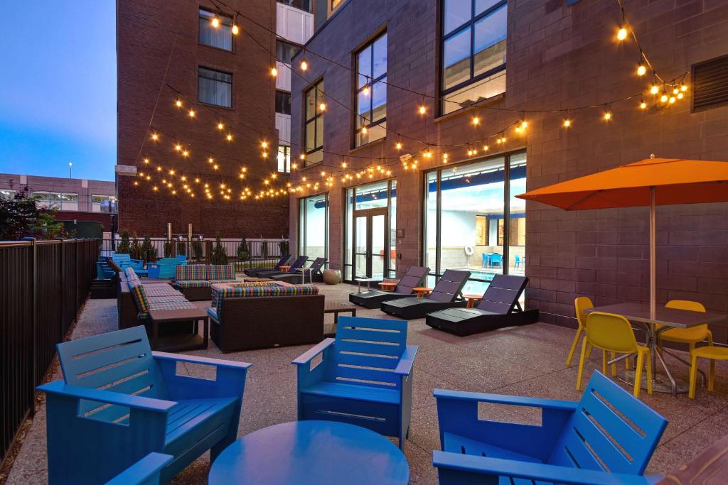 Hilton Garden Inn Kalamazoo Downtown photo