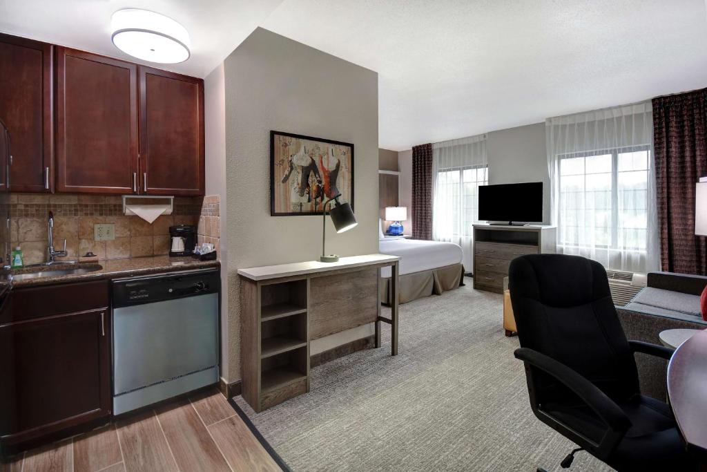 Homewood Suites Newport News - Yorktown by Hilton - Suíte Estúdio King - Não Fumantes