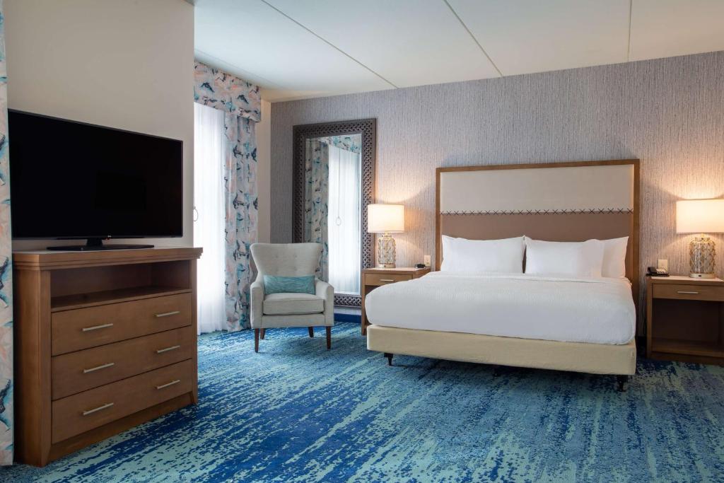 Ein Bett oder Betten in einem Zimmer der Unterkunft Homewood Suites By Hilton Myrtle Beach Coastal Grand Mall