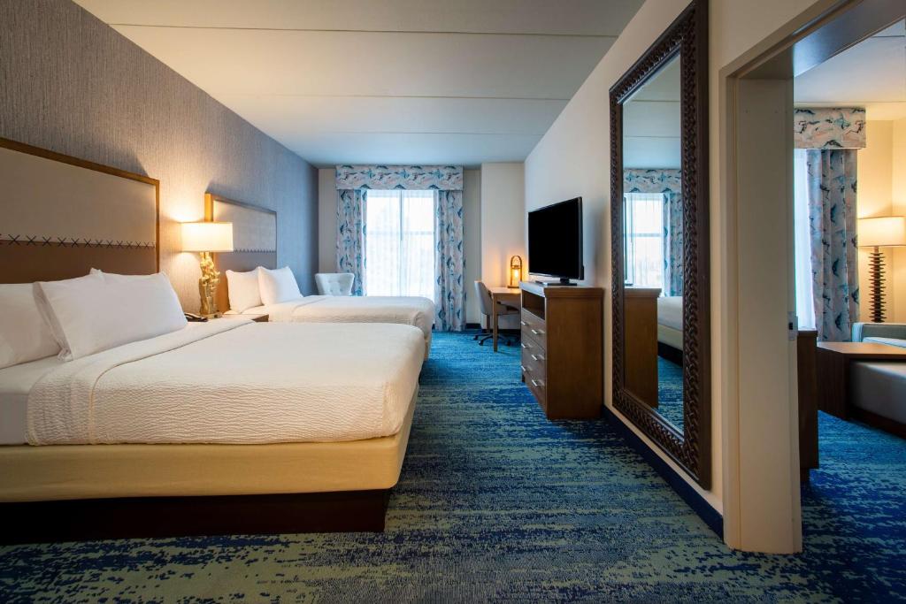 Ein Bett oder Betten in einem Zimmer der Unterkunft Homewood Suites By Hilton Myrtle Beach Coastal Grand Mall