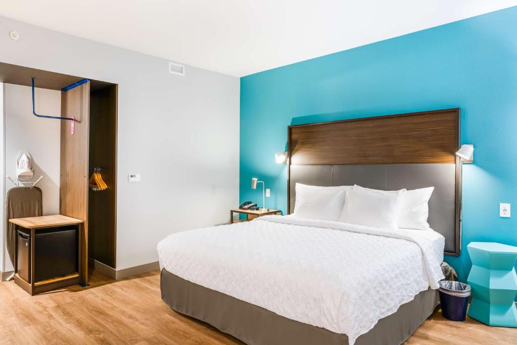 Postel nebo postele na pokoji v ubytování Tru By Hilton Midland, Tx