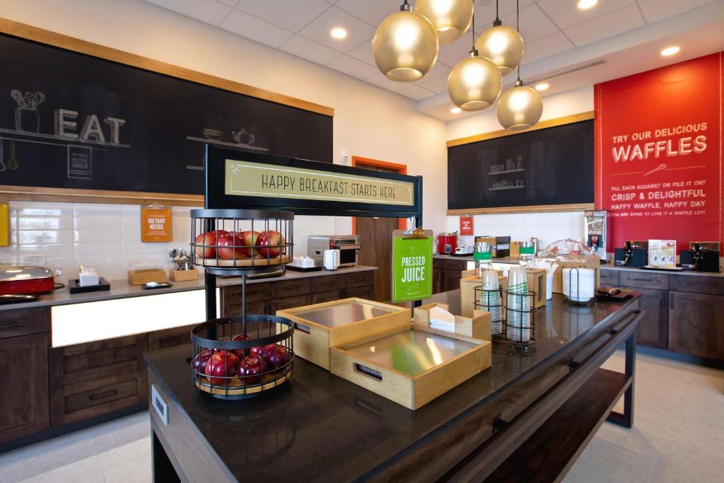 Hampton Inn & Suites Ottawa West, Ontario, Canada - Resim 16