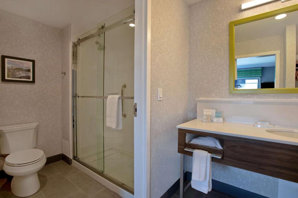 Hampton Inn & Suites Ottawa West, Ontario, Canada - Resim 25