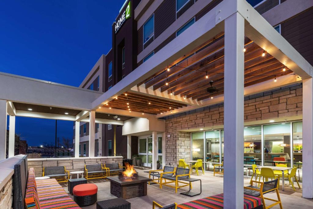 Predel za sedenje v nastanitvi Home2 Suites By Hilton Midland East, Tx