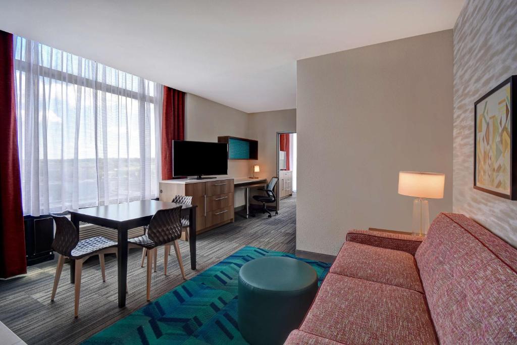 Home2 Suites By Hilton Kalamazoo Downtown, Mi photo