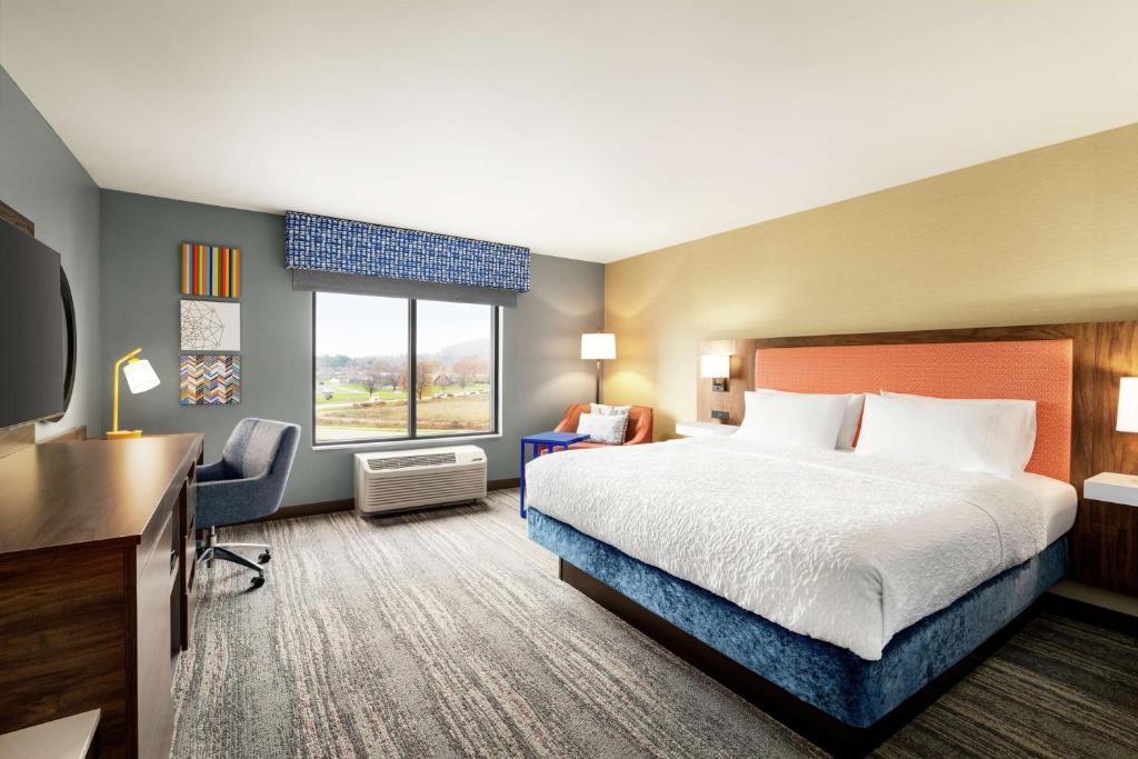 Hampton Inn & Suites Olean, Ny - King Room Met Mini Koelkast - Niet -roken
