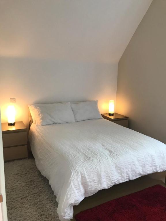 Postel nebo postele na pokoji v ubytování Glenlyon Flat - NEC