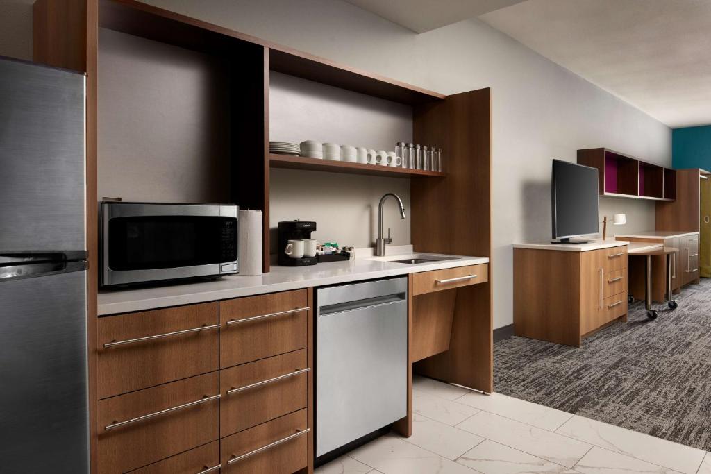 Kuchyň nebo kuchyňský kout v ubytování Home2 Suites By Hilton Bend, Or