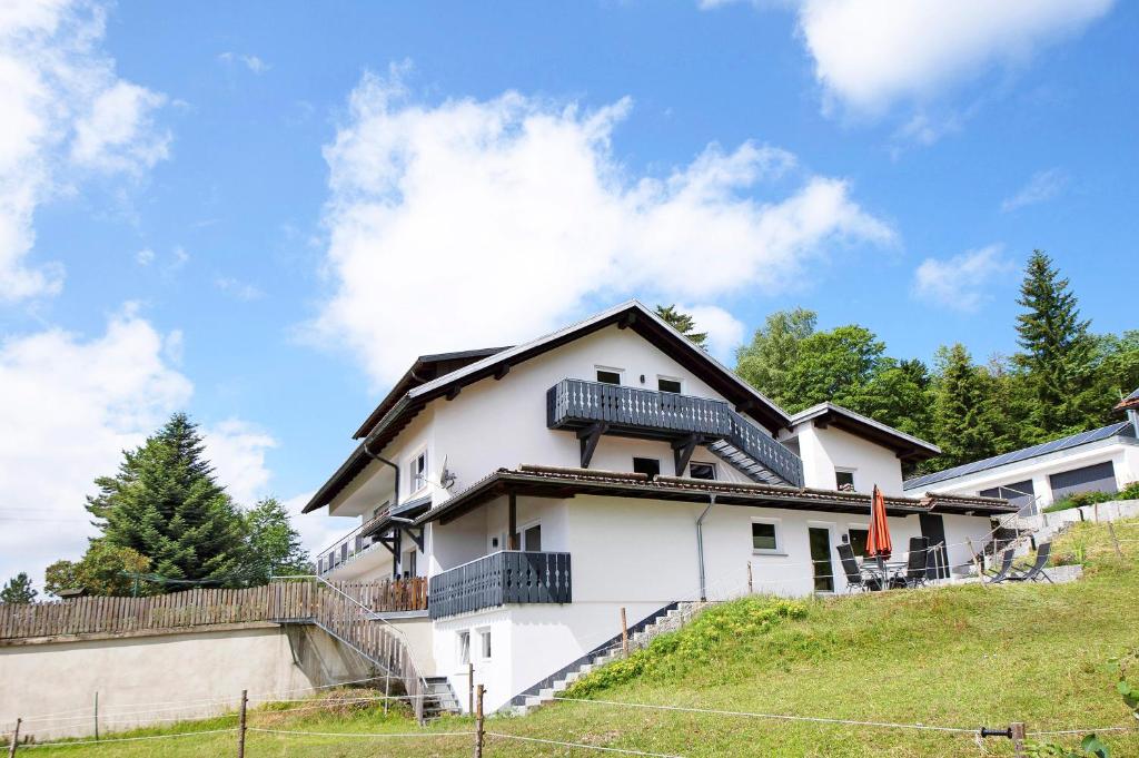 Budova, kde se apartmán nachází