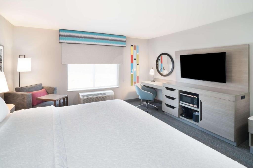 Hampton Inn Greer Greenville, Scにあるベッド