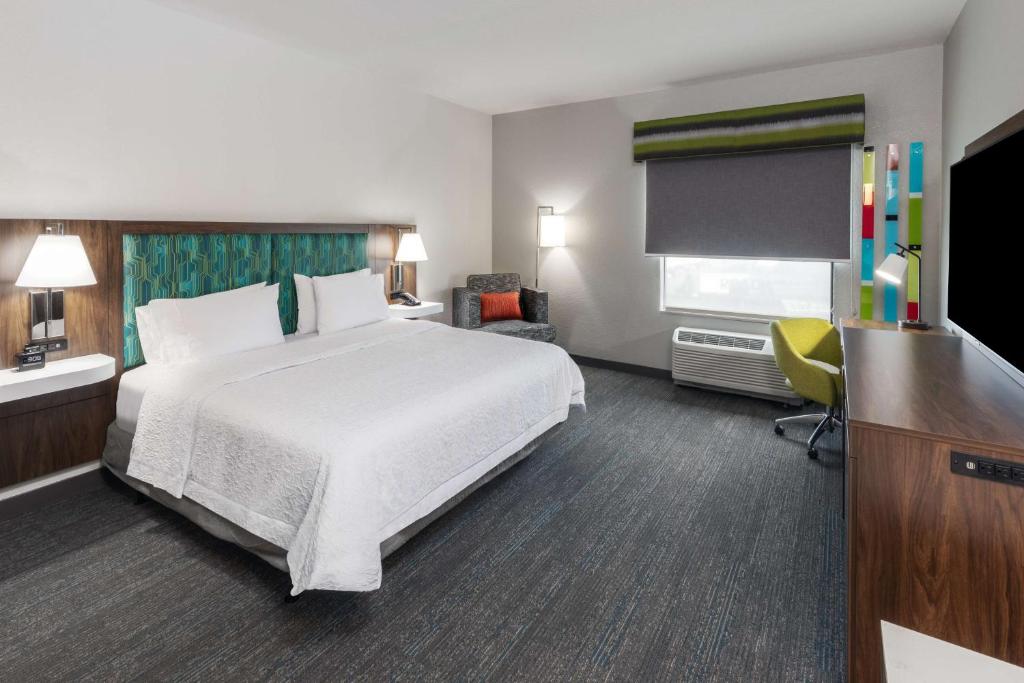 Hampton Inn & Suites Dallas I-30 Cockrell Hill, Tx photo