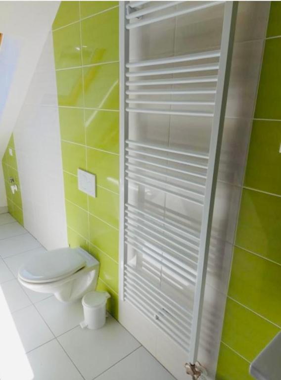 Koupelna v ubytování JÓKAI Apartman