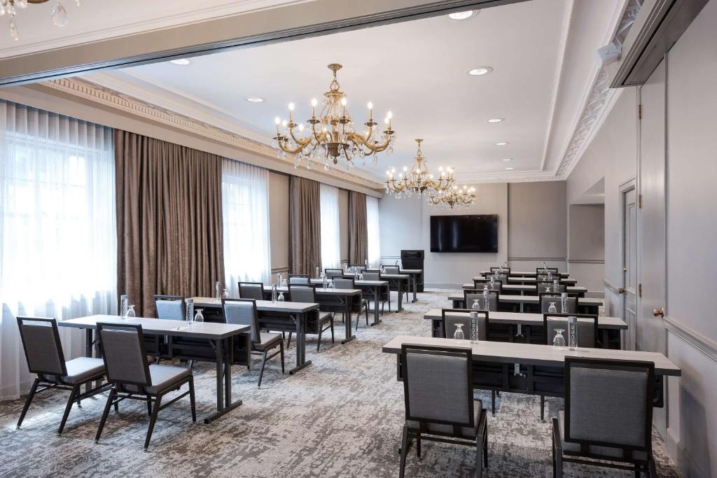The Benson Portland, Curio Collection by Hilton photo