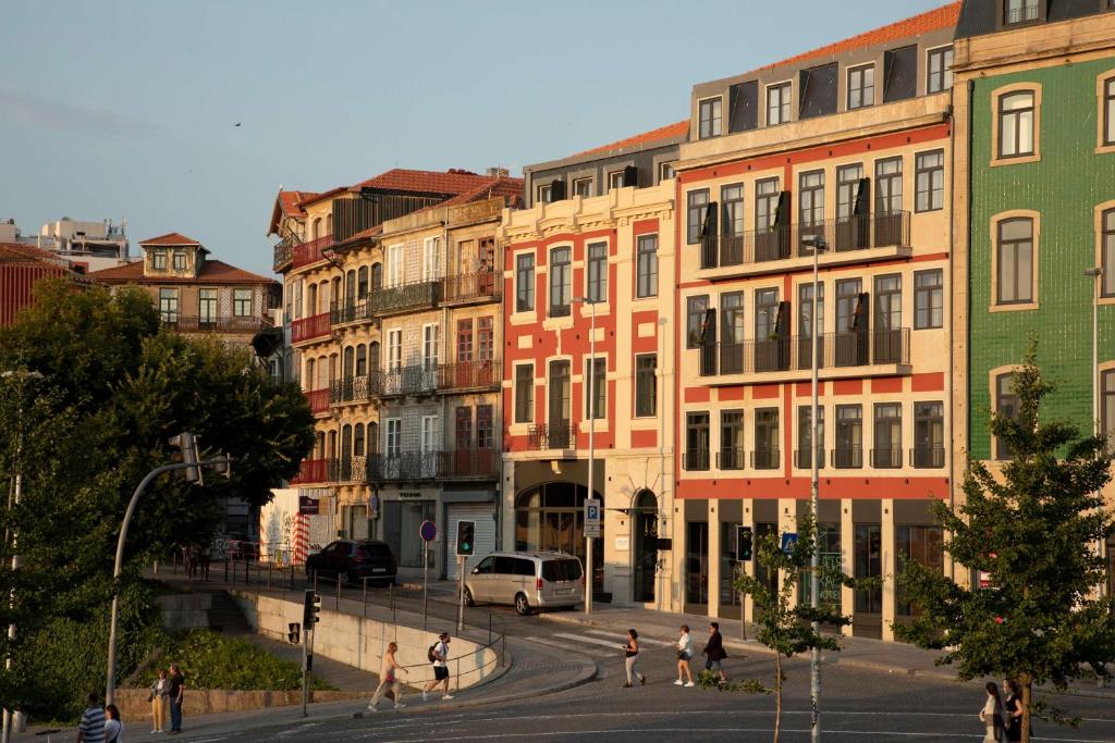 Se Catedral Hotel Porto, Tapestry Collection By Hilton