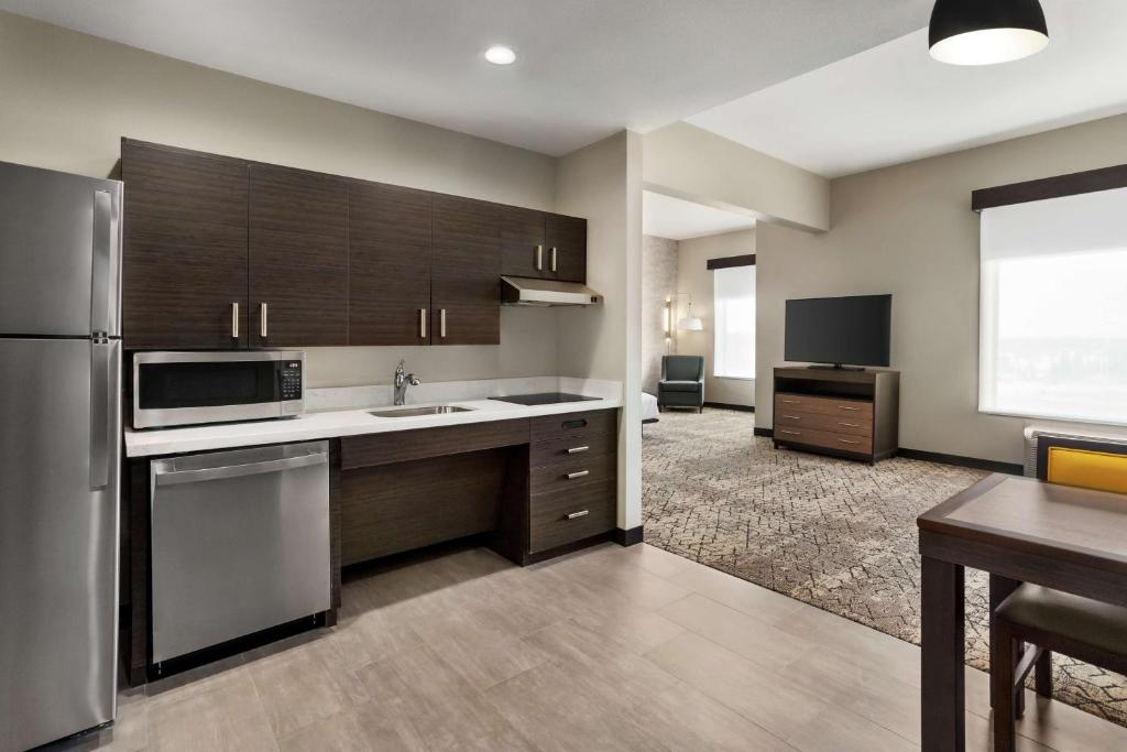 Homewood Suites By Hilton Springfield Medical District photo