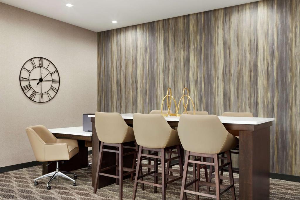 Homewood Suites By Hilton Springfield Medical District photo