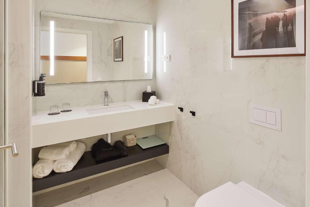 Via Sants Hotel Barcelona, Tapestry Collection By Hilton - Resim 34