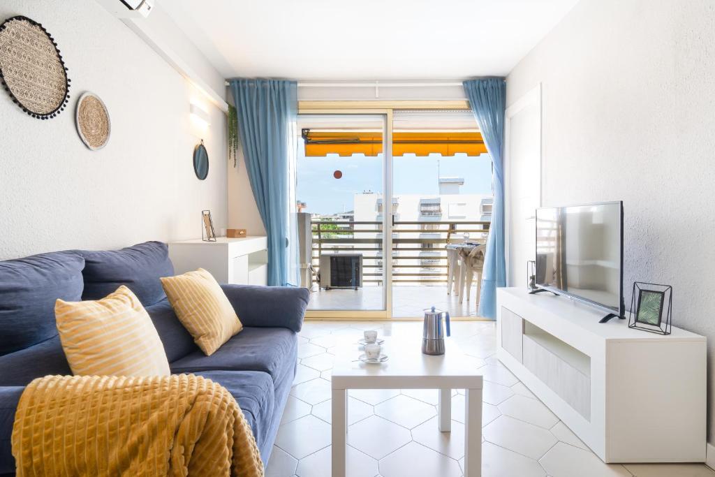 1ºLineaMar-2room-Novelty-Piscina-wifi-PortAventura7