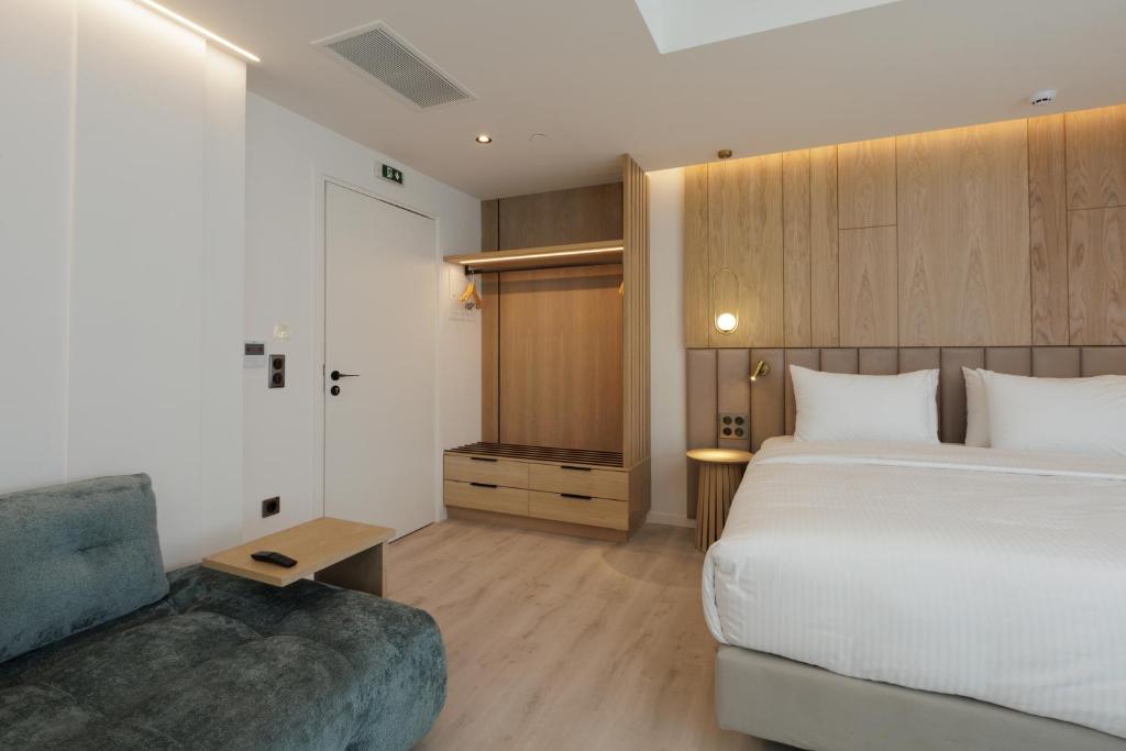 Postel nebo postele na pokoji v ubytování Hilton Garden Inn Athens Syggrou Avenue