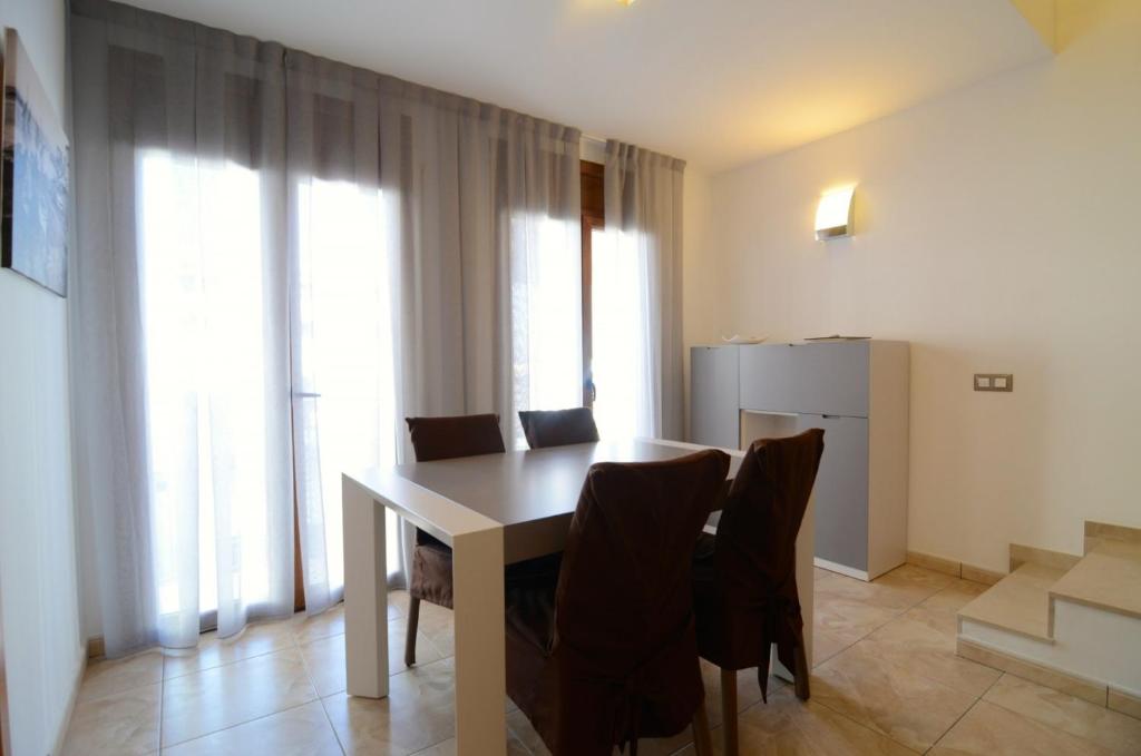 Posedenie v ubytovaní Gracia - apartamentos